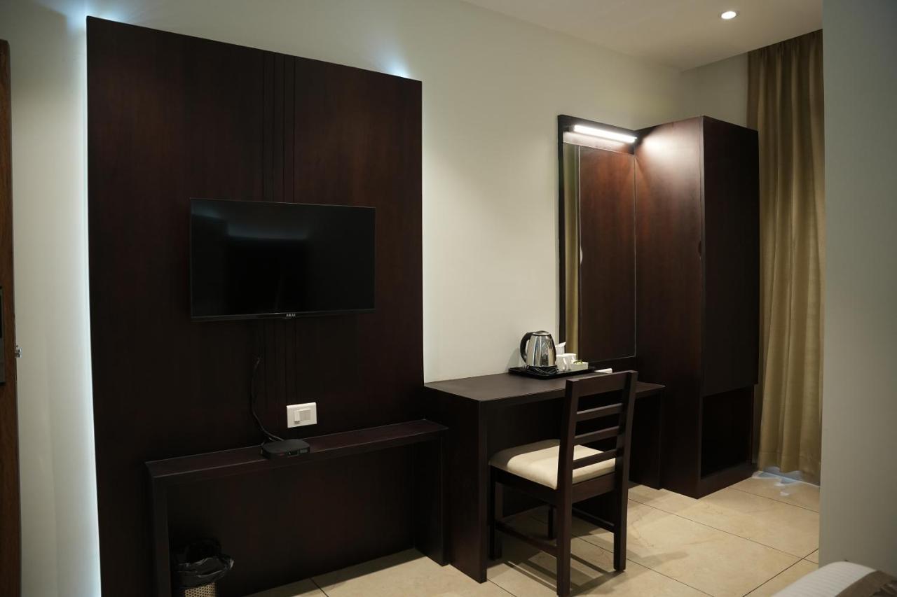 Hotel Sulu Residency Kochi Esterno foto
