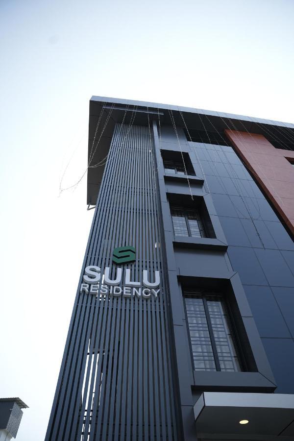 Hotel Sulu Residency Kochi Esterno foto